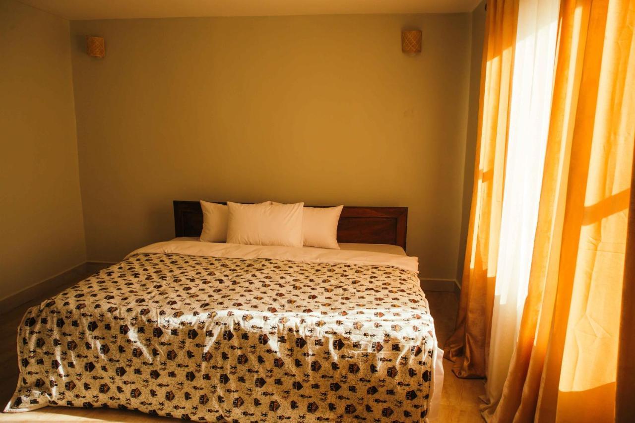 Dual Mountain View Lodge Moshi Esterno foto