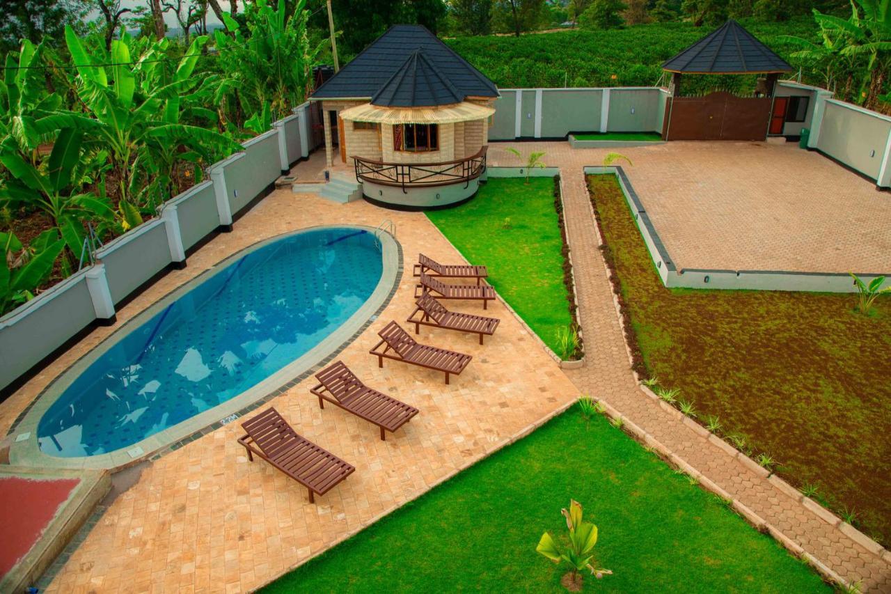 Dual Mountain View Lodge Moshi Esterno foto